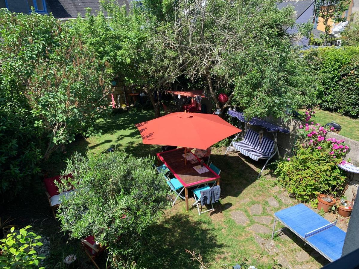 Auberge Du Finistere: Cozy Rooms Near City Center and Odet River Quimper Exterior photo
