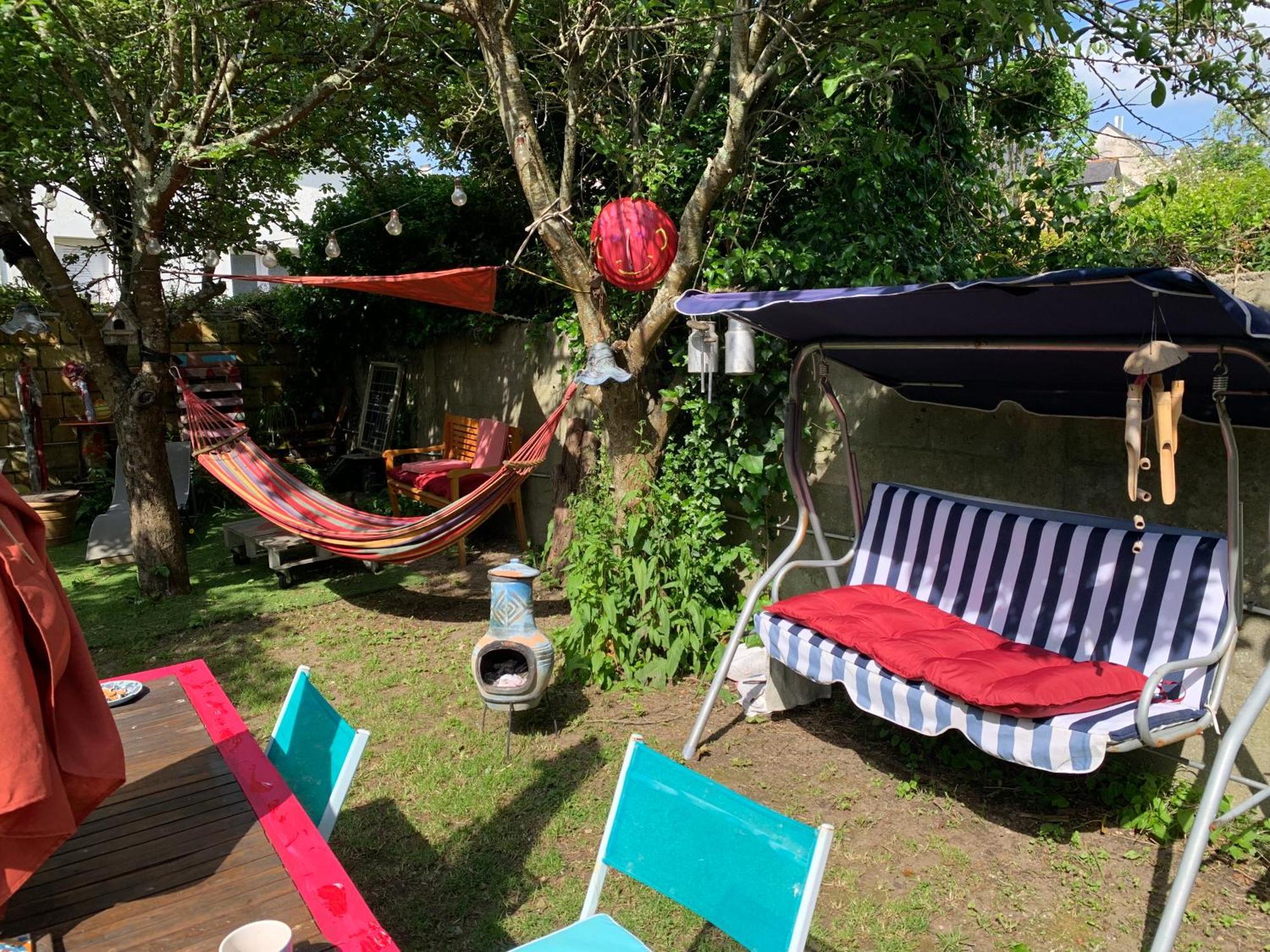 Auberge Du Finistere: Cozy Rooms Near City Center and Odet River Quimper Exterior photo